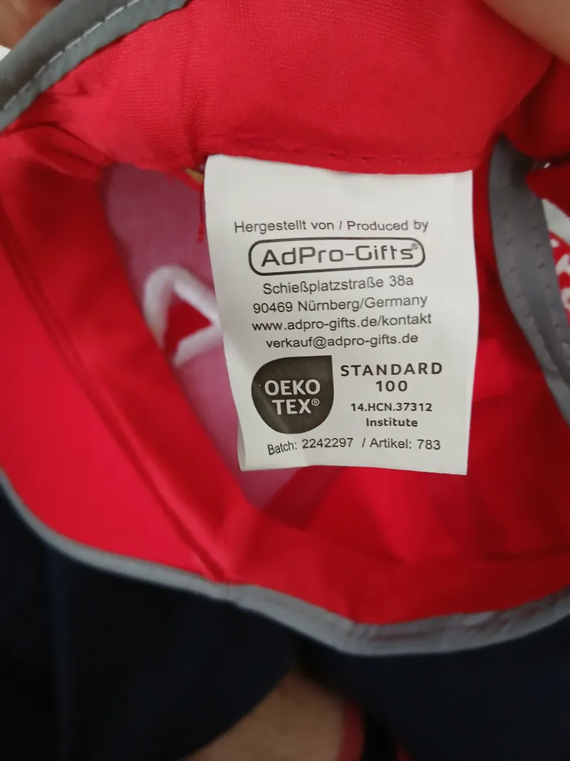 AdPro-Gifts Fan Basecap Rot Universal Größe Reflektierend Oeko-Tex 3