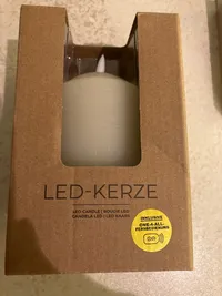 DEPOT LED Kerze Weiß Echtwachs mit Fernbedienung 7,5x10cm Batterie 2