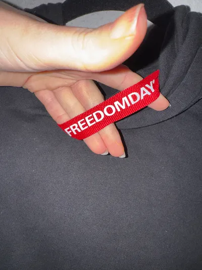 FREEDOMDAY Kapuzenpullover Damen Schwarz Gr. S Hoodie Sportlich