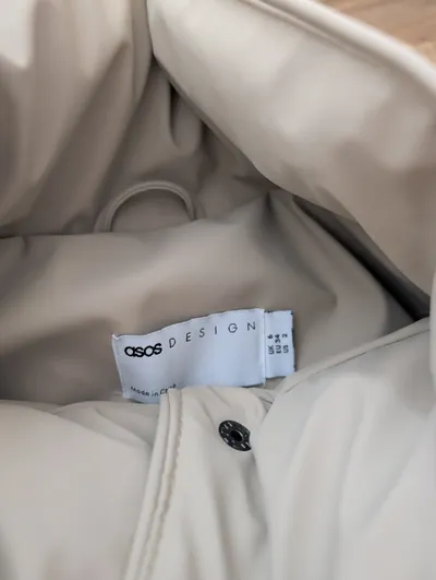 ASOS Design Damen Steppjacke Beige Gr. 34 XS Winterjacke Puffer