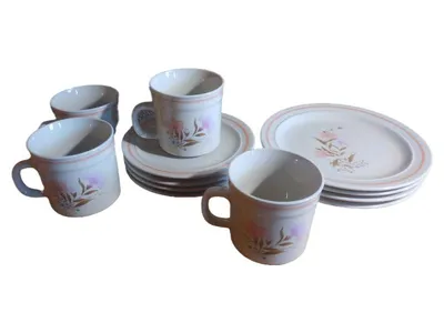 China Pearl Kaffeeservice Diana Steingut Blumenmuster 4 Tassen Untertassen