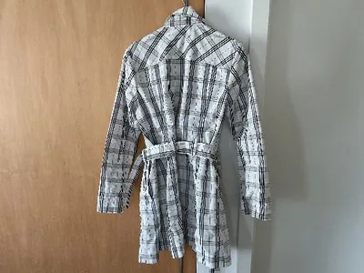 Milestone Damen Trenchcoat kariert Gr. 36 Weiß Klassisch Gürtel