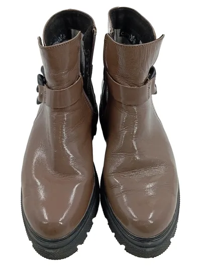 Caprice Damen Stiefelette Lackleder Braun Gr. 37 Blockabsatz Kette