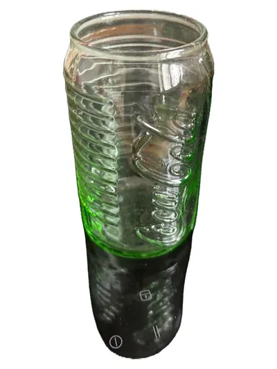 Coca-Cola Trinkglas Becher Dosenform Grün Geprägt 300ml Sammlerstück