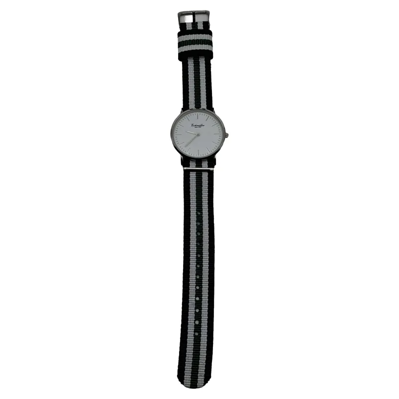 Eichmüller Armbanduhr Minimalistisch NATO-Armband Schwarz Weiß Grün since 1950 3