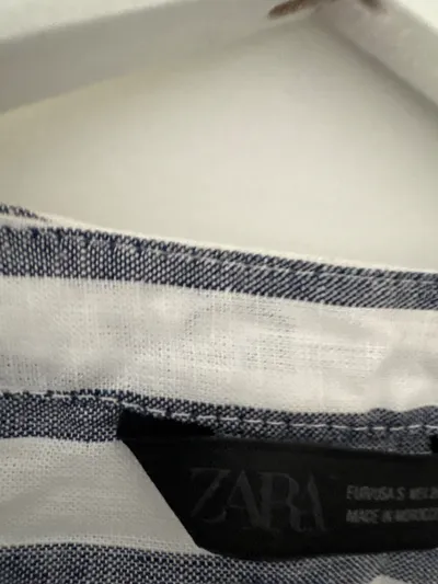 ZARA Damen Bluse Gr. S Maritim Gestreift Weiß Blau Schulterknöpfe