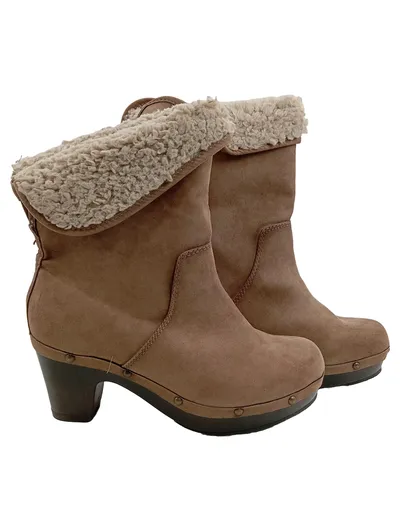 Alesya Damen Stiefel Clog Boots Lammfell Gr. 37 Braun Wildleder-Optik