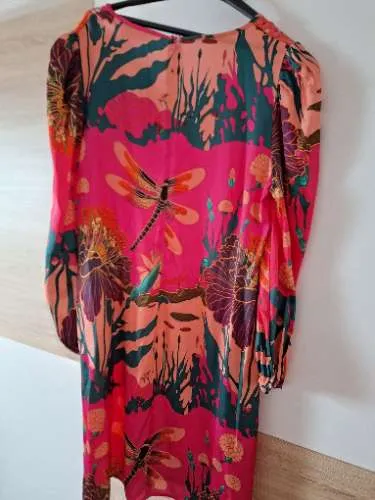 Miss Goodlife Kleid Drachenmuster Pink Gr. L Viskose Satin festlich