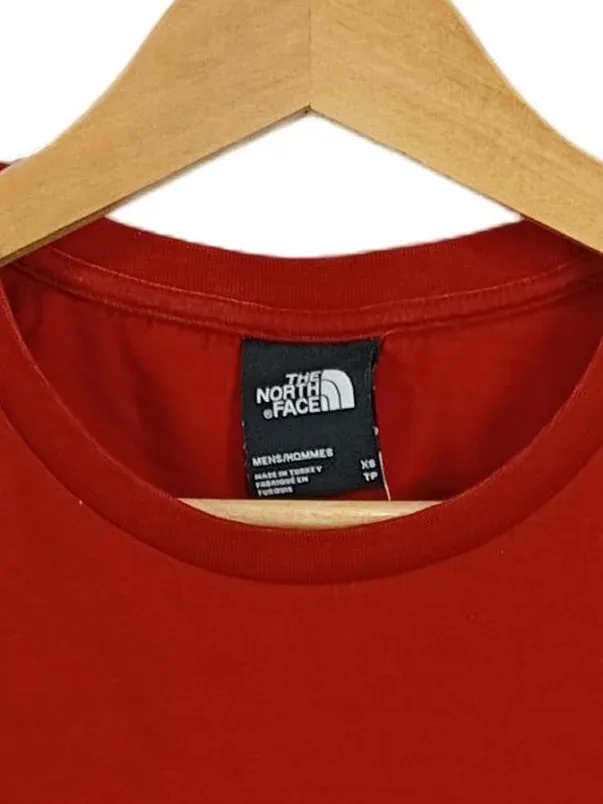 The North Face T-Shirt Herren XS Rot Logo Never Stop Exploring 4