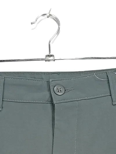 Under Armour Herren Sport Shorts Gr. 30 Grau Polyester Golf Chino