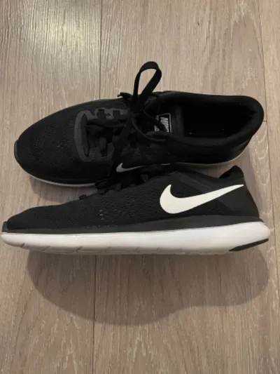Nike Flex 2016 RN Herren Laufschuhe Sportschuhe Schwarz Gr. 44