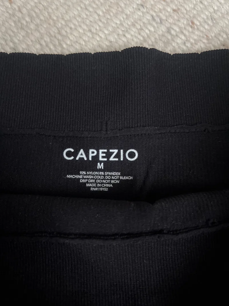 Capezio Kinder Tanz-Shorts Ballettshorts Gr. M Schwarz Rippstrick 2
