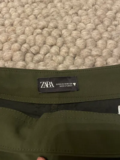 Zara Damen Hosenrock Skort Oliv Grün Cargo Gürtel Gr. M