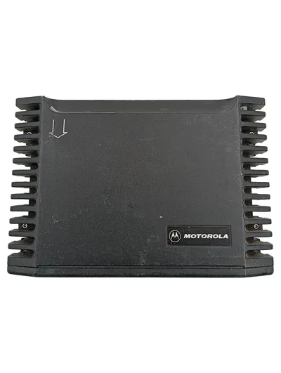 Motorola PRX-C45112 Funkgerät Repeater Modul mit Kühlrippen Schwarz