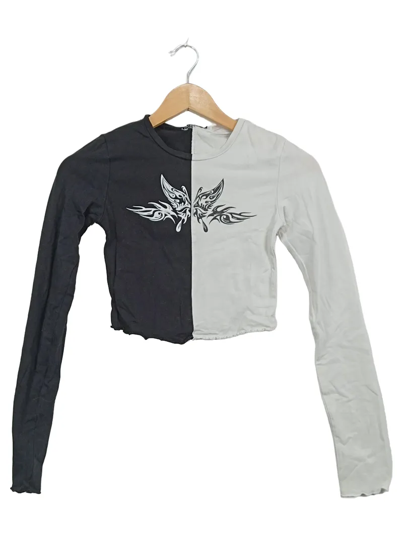 FB SISTER Langarmshirt Damen XXS Schwarz Weiß Cropped Tribal Schmetterling Motiv 1