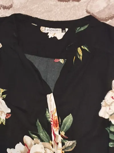 Pigalle Damen Bluse Blumenmuster Schwarz Gr. 38 ärmellos Sommer