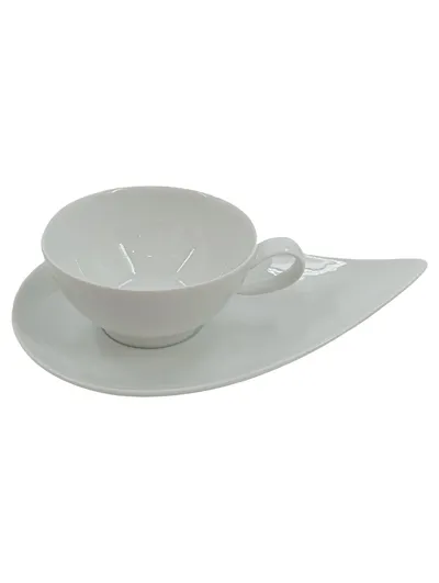 Königlich Tettau Tasse mit Untertasse Porzellan Weiß Bavaria Germany
