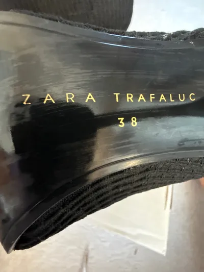 ZARA Trafaluc Damen Stiefelette Sock Boots Schwarz Gr. 38 High Heel