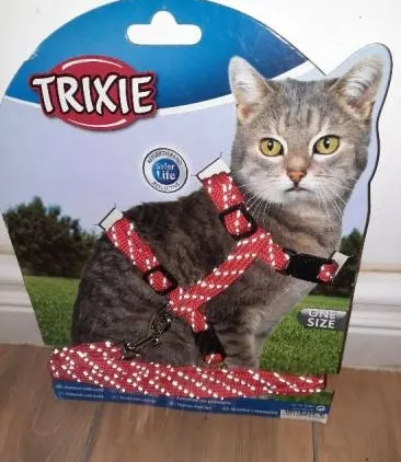 TRIXIE Katzengeschirr mit Leine Rot Reflektierend Einheitsgröße NEU
