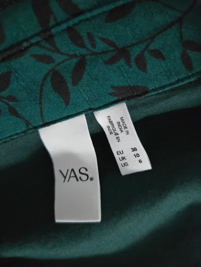 Y.A.S Damen Blusenkleid Maxikleid Gr. 38 Grün Blumenmuster Viskose
