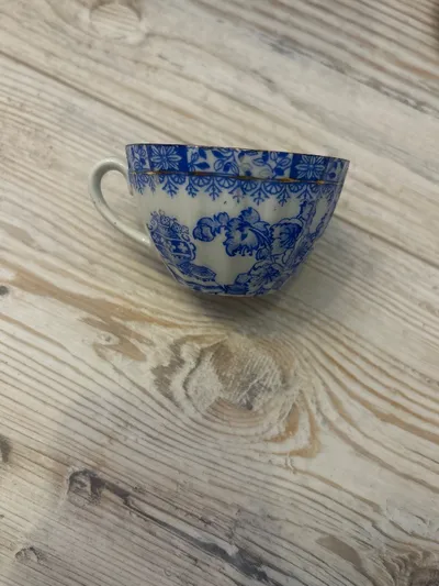 Tuppack Tasse China Blau Porzellan Blumenmuster Vintage Tiefenfurt