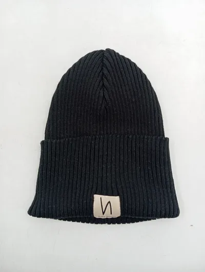 Nudie Jeans Beanie Mütze Herren Schwarz Rippstrick Baumwolle Logo