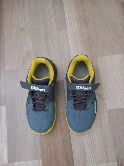 Wilson Kaos Kinder Sportschuhe Klettverschluss Schnürung Grau Gr. 29.5