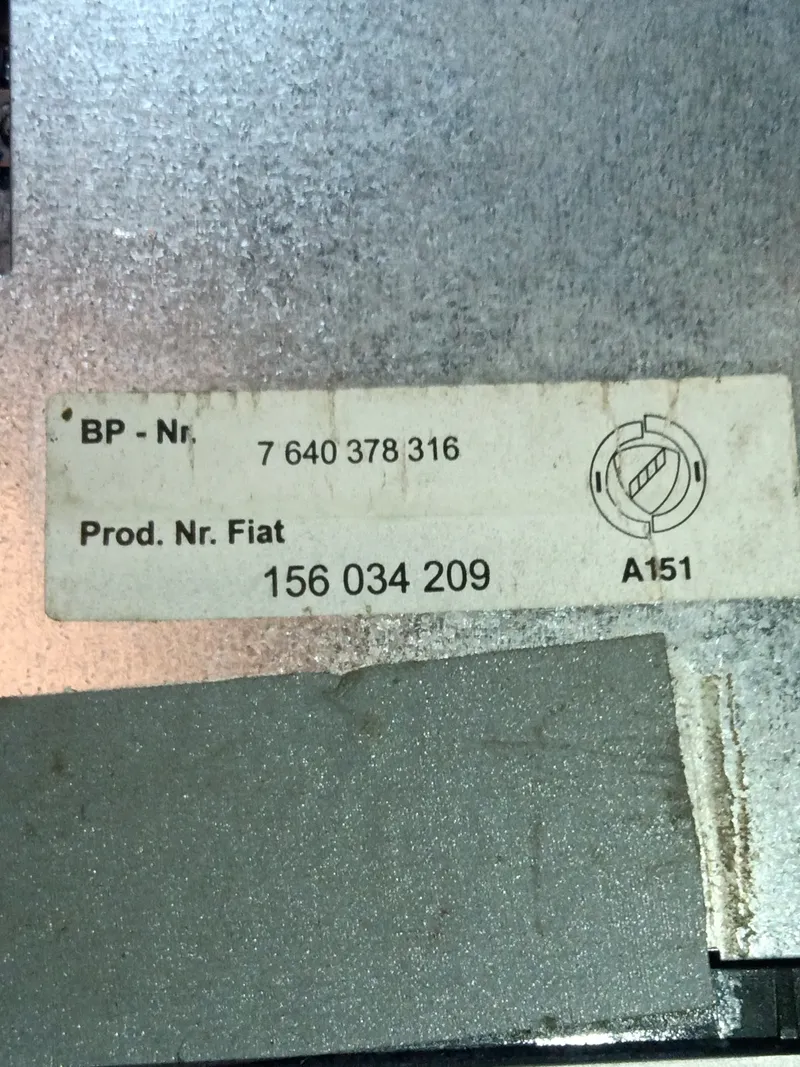 Fiat Alfa Romeo 156 Autoradio CD-Player Radio Silber 7640378316 2