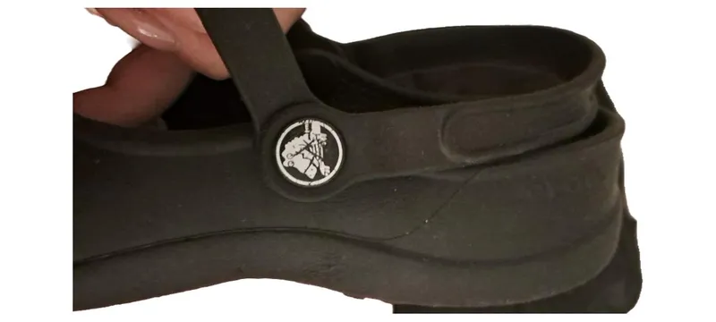 Crocs Mary Jane Damen Badeschuhe Clogs Freizeit Schwarz Gr. 35 2