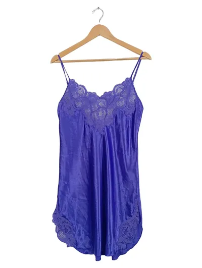 Victoria's Secret Nachthemd Negligé Satin Spitze Lila Gr. L