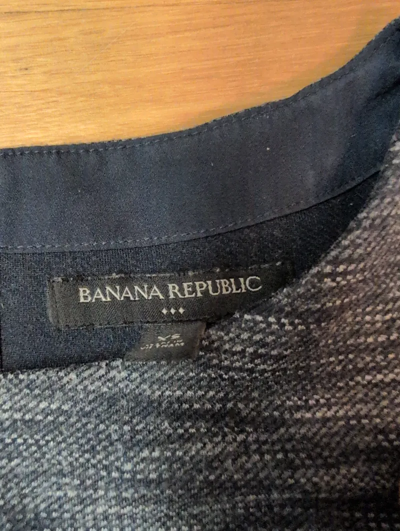 Banana Republic Damen T-Shirt Bluse Gr. XS Blau Meliert Rüschen 6