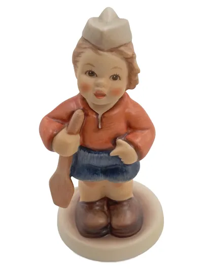 Goebel Hummel Club Figur Junge mit Kochlöffel 2002/2003 OVP
