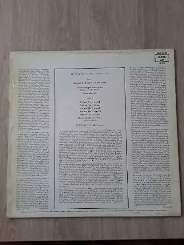 Julian Bream plays Villa-Lobos Guitar Concerto Five Preludes LP Vinyl RCA