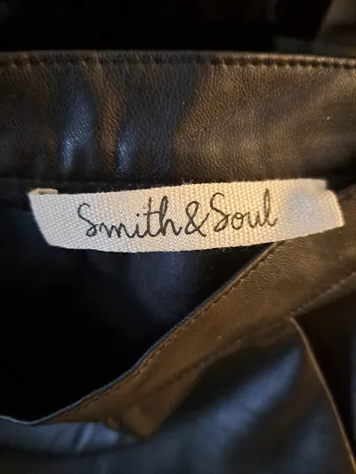 Smith & Soul Damen Rock Lederoptik Schwarz Gr. M/40 A-Linie