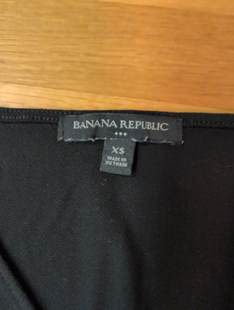Banana Republic Damen Peplum Top V-Ausschnitt Schwarz Gr. XS Elegant 5