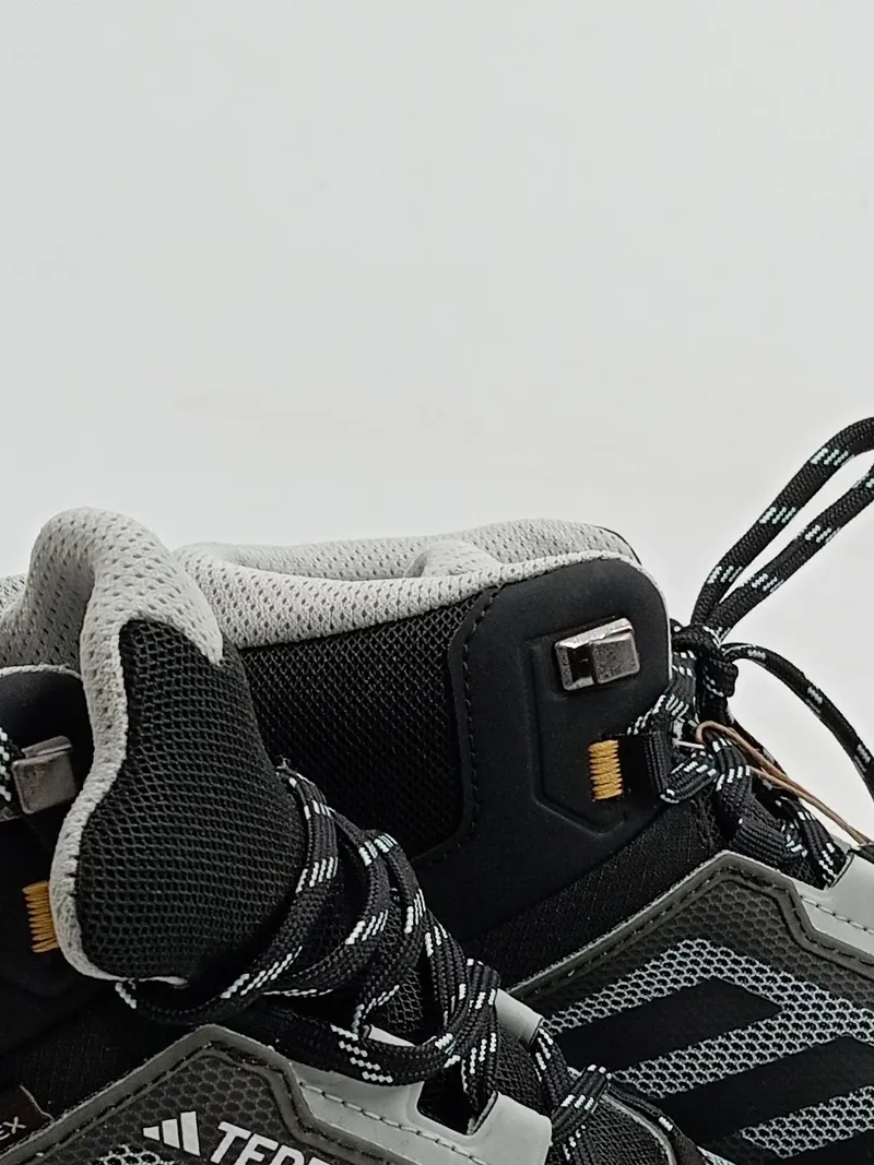 adidas Terrex Swift R3 Mid GTX Damen Wanderschuh Gore-Tex Gr. 38 2/3 Grau 5