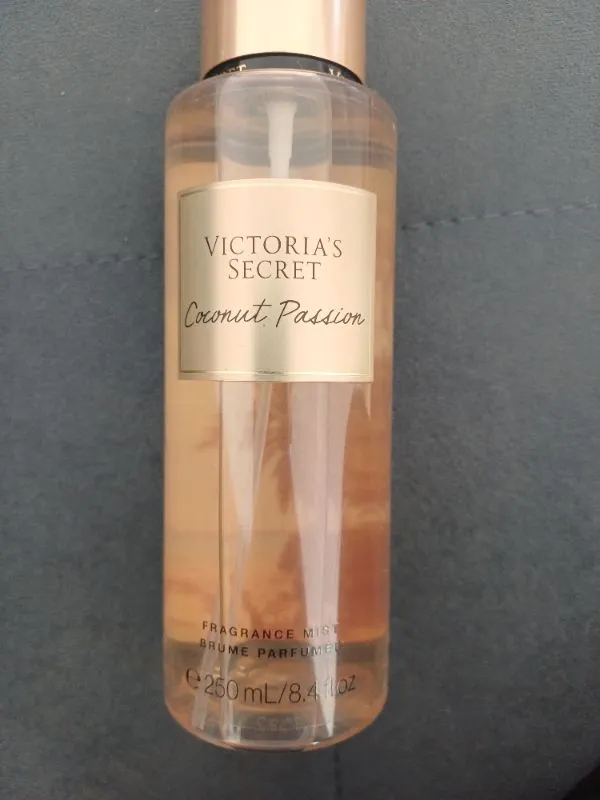 Victoria's Secret Coconut Passion Fragrance Mist Damen 250ml Body Spray 3
