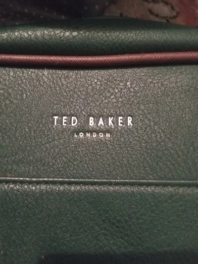 Ted Baker London Kulturbeutel Herren Leder Grün Bordeaux Klassisch