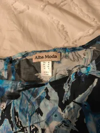 Alba Moda Damen Bluse Gr. 40/L Vogelmotiv Kolibri Blau Rüschen 7