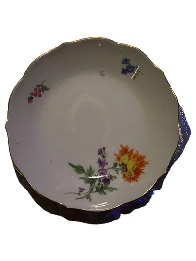 Meissen Porzellan Sammelteller Streublumen Blumenmuster Klassisch Weiß 11cm