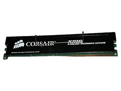 Corsair CMX512-3200C2 Arbeitsspeicher RAM PC3200 DDR400 512MB Schwarz