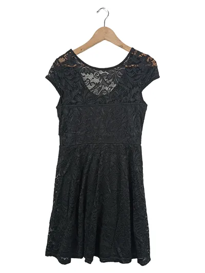 BODY FLIRT Damen Spitzenkleid Schwarz Cocktailkleid Gr. 36/38 Elegant