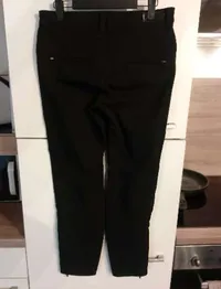 CAMBIO Jeans Damen Stoffhose Schwarz Gr. 38 Reißverschluss Detail 6