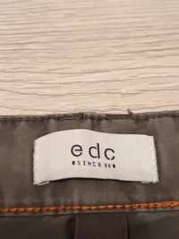 EDC Herren Cargo Shorts Tapered Fit Oliv Baumwolle Gr. W32/48 5
