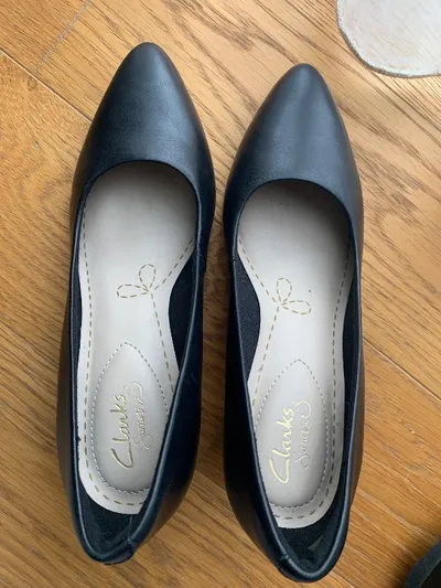 Clarks Damen Pumps Leder Schwarz Business Klassisch Gr. 35,5 Absatz 6cm