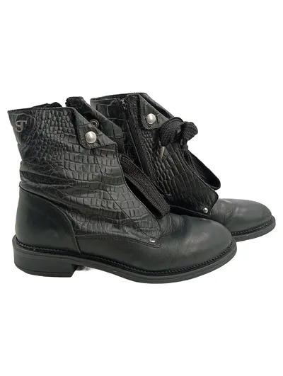 SuperTrash Damen Stiefeletten Leder Krokoprägung Nieten Schwarz Gr. 39