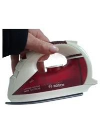 Bosch Sensixx Comfort Air System Dampfbügeleisen Weiß 2