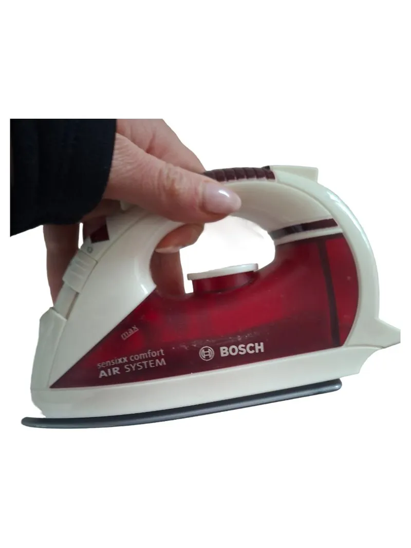 Bosch Sensixx Comfort Air System Dampfbügeleisen Weiß 2