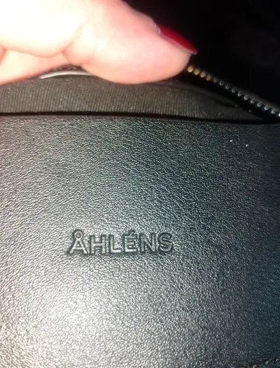 Åhléns Damen Henkeltasche Schultertasche Kroko-Optik Schwarz 36x25cm
