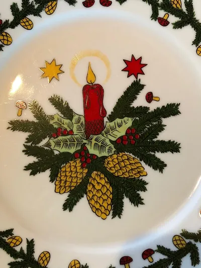 Tirschenreuth Weihnachtsteller Porzellan Kerze Tannenzapfen 19cm Bavaria